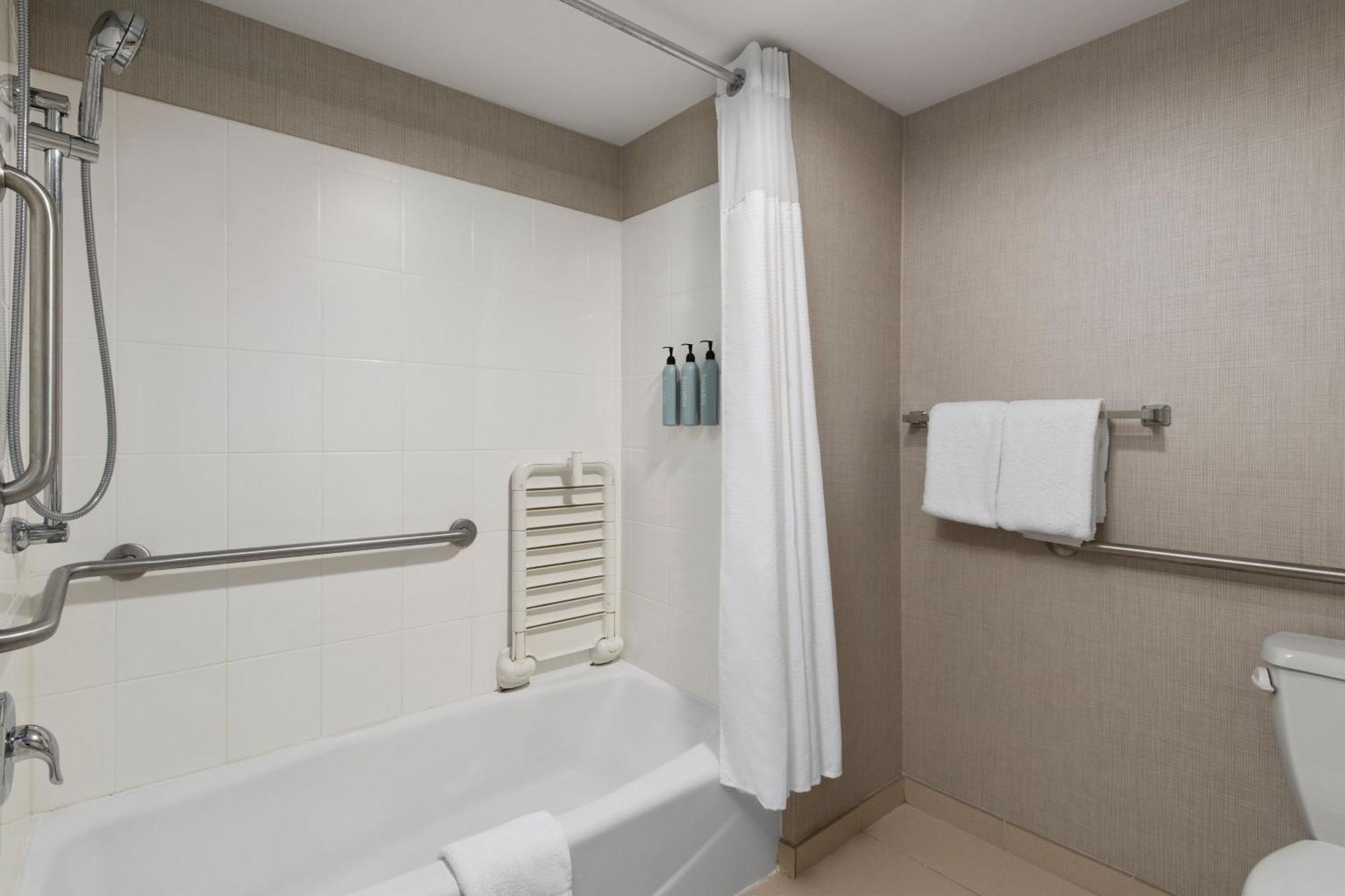 מאונט לאורל Residence Inn Mt. Laurel At Bishop'S Gate מראה חיצוני תמונה